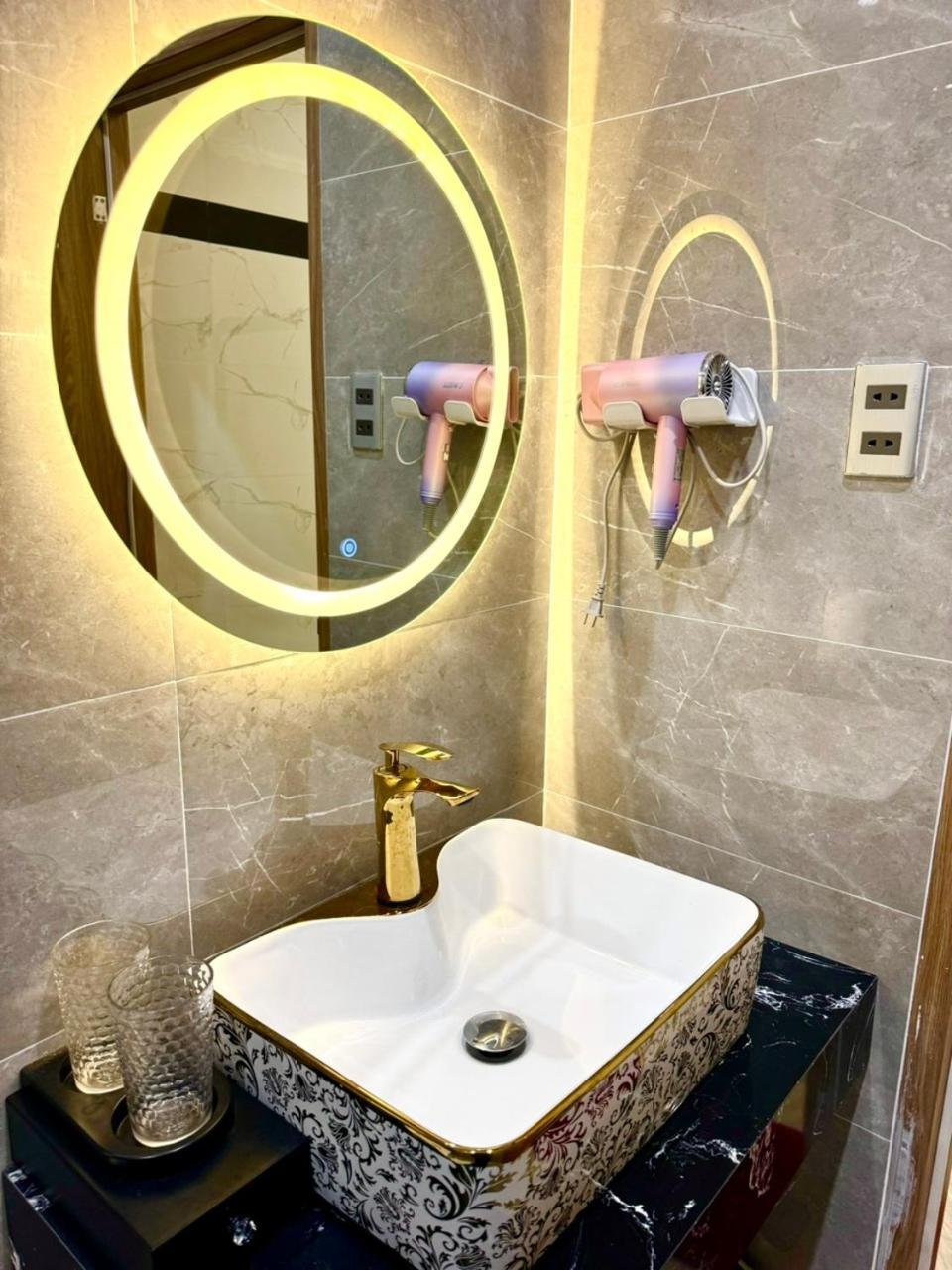 Bao Ngoc Hotel Cao Lanh Exterior photo